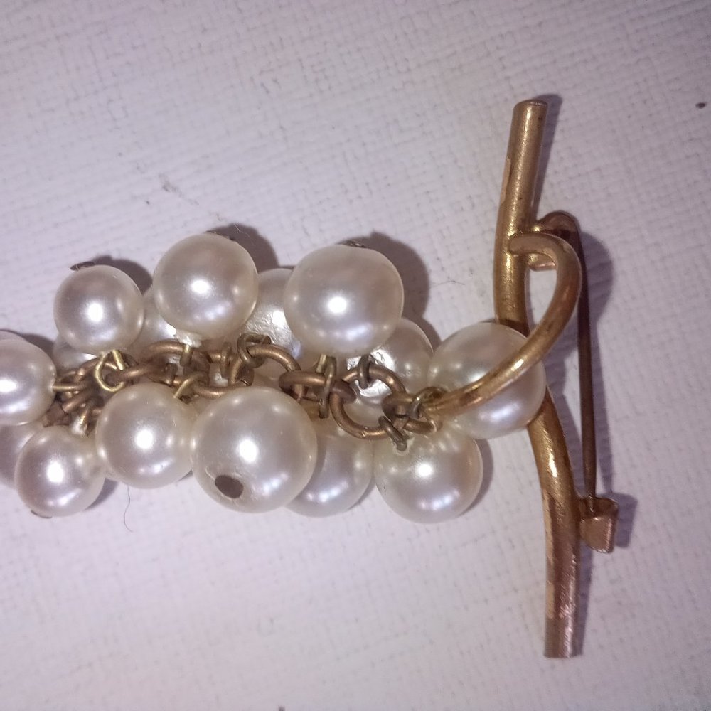 vintage grape pin with "pearls. 2" long. "pearls" hang from branch.